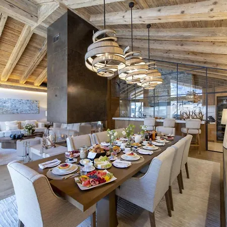公寓 Heights: Luxury Living Above The Clouds 阿罗萨